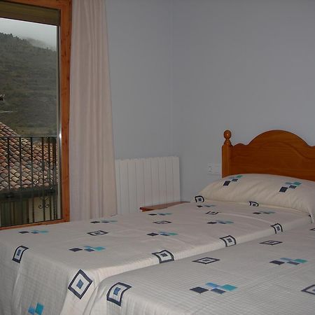 Apartamentos Turisticos Rosario 카마레나 데 라 시에라 외부 사진