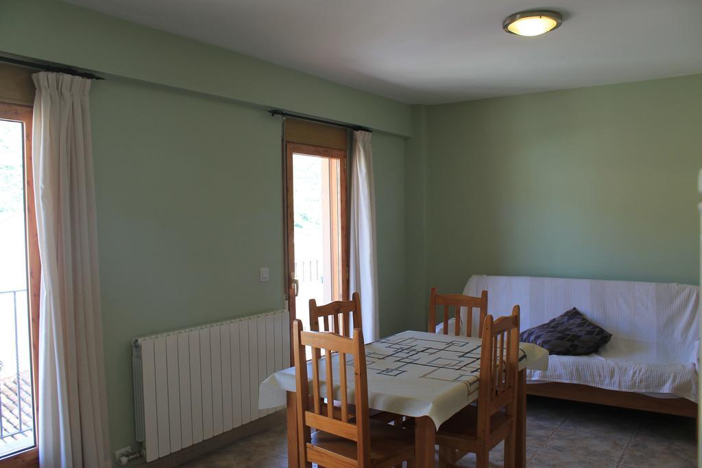 Apartamentos Turisticos Rosario 카마레나 데 라 시에라 객실 사진